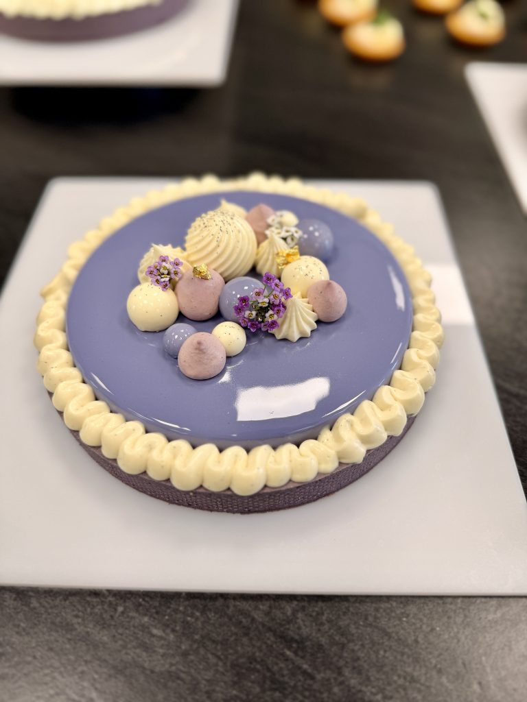 Torte moderne, Loris Oss Emer Pianeta dessert